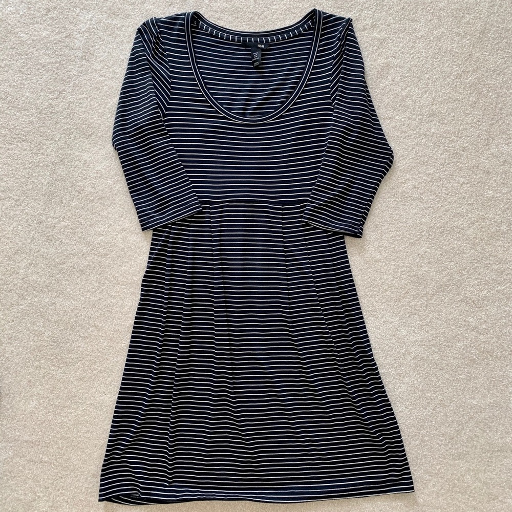 H&M knit dress! Size US 6 (Small)